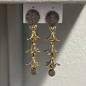 Elegant Gold Dangle Earrings